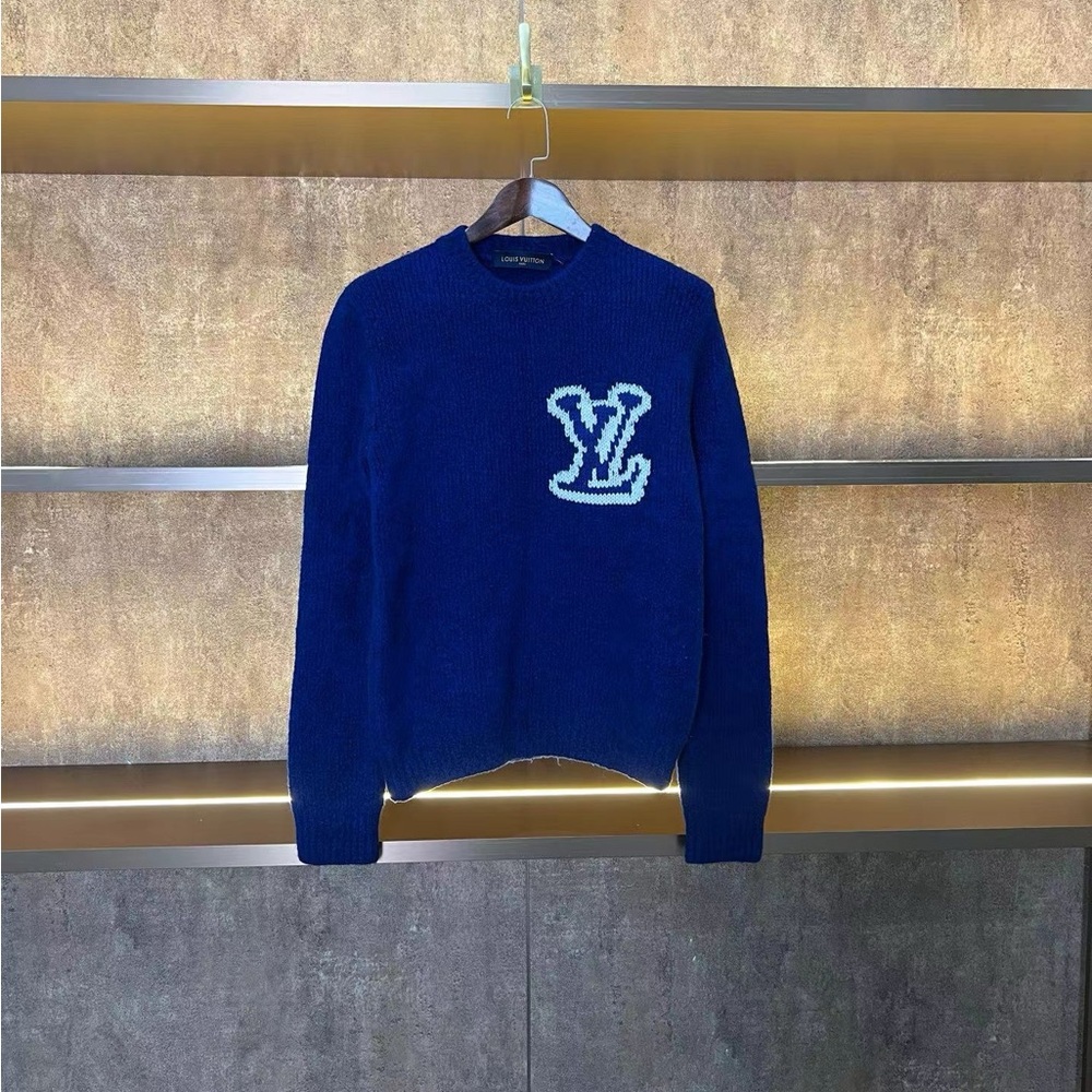 🚩steal authentic Louis Vuitton Deep Blue Crewneck Sweater with White LV Patch
